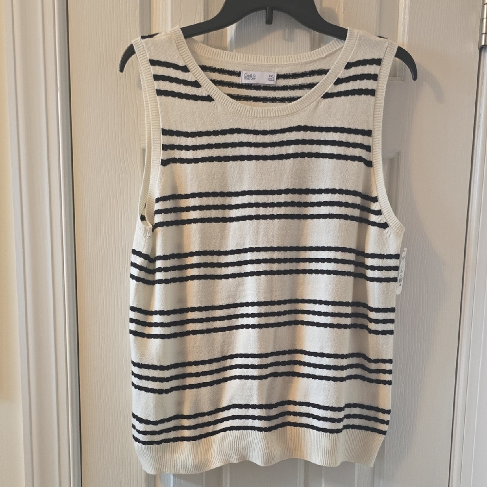 CROFT AND BARROW WOMEN'S PETITE SIZE WHITE AND BLACK STRIPES SWEATER TANK PXL